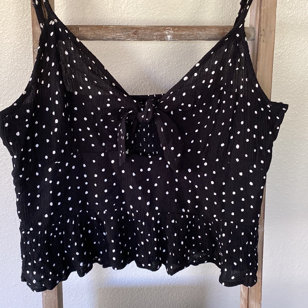 NWOT - Polka Dot - Key Hole Tie Tank Top - Size Large